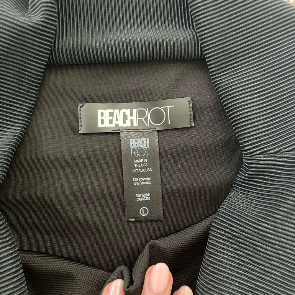 SOLD OUT Beach riot Eva bikini size L - Picture 7 of 10